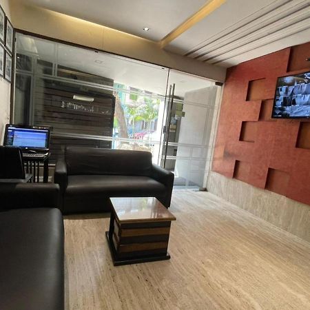 Hotel Aston International โกลกาตา ภายนอก รูปภาพ