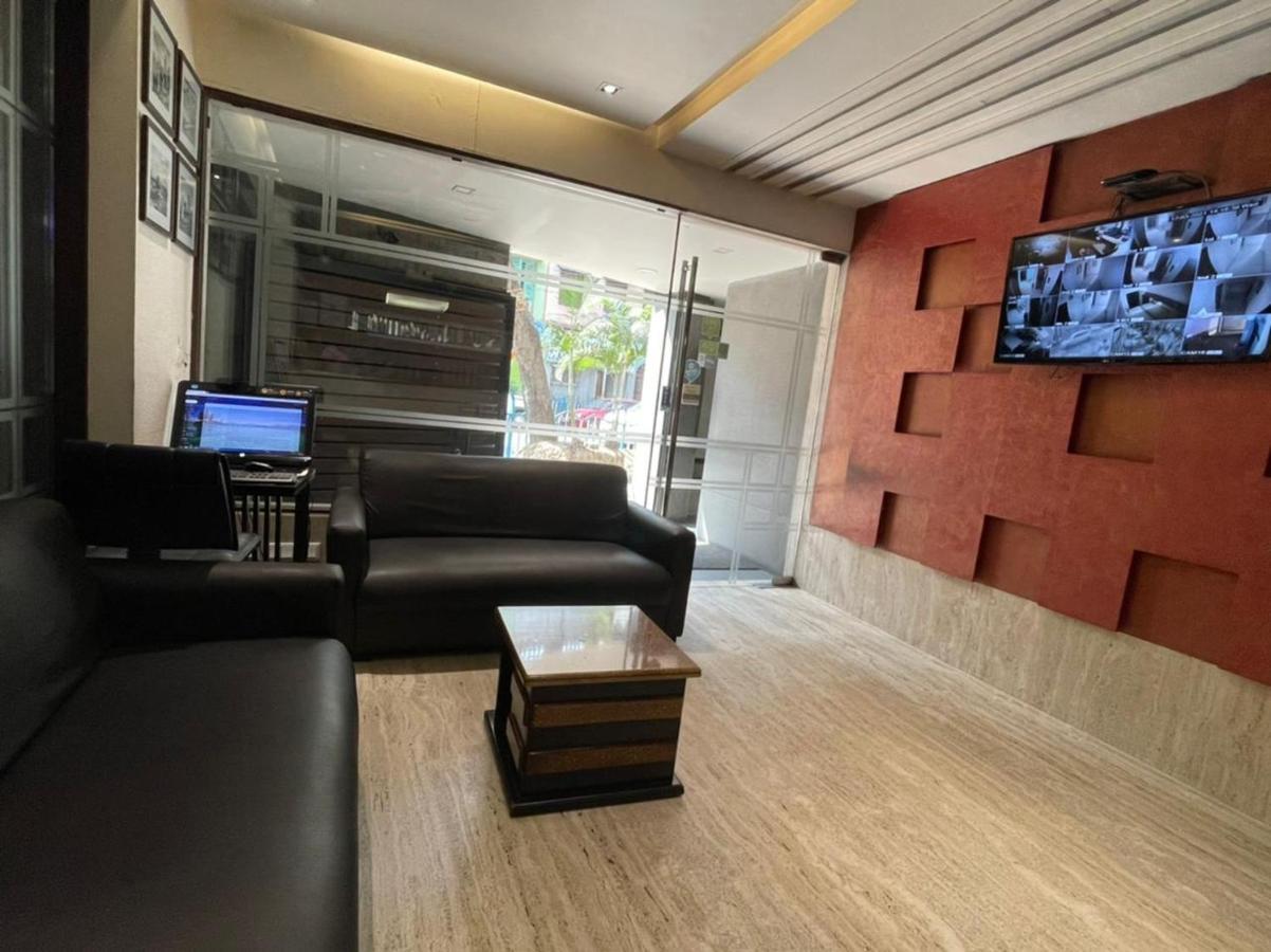 Hotel Aston International โกลกาตา ภายนอก รูปภาพ