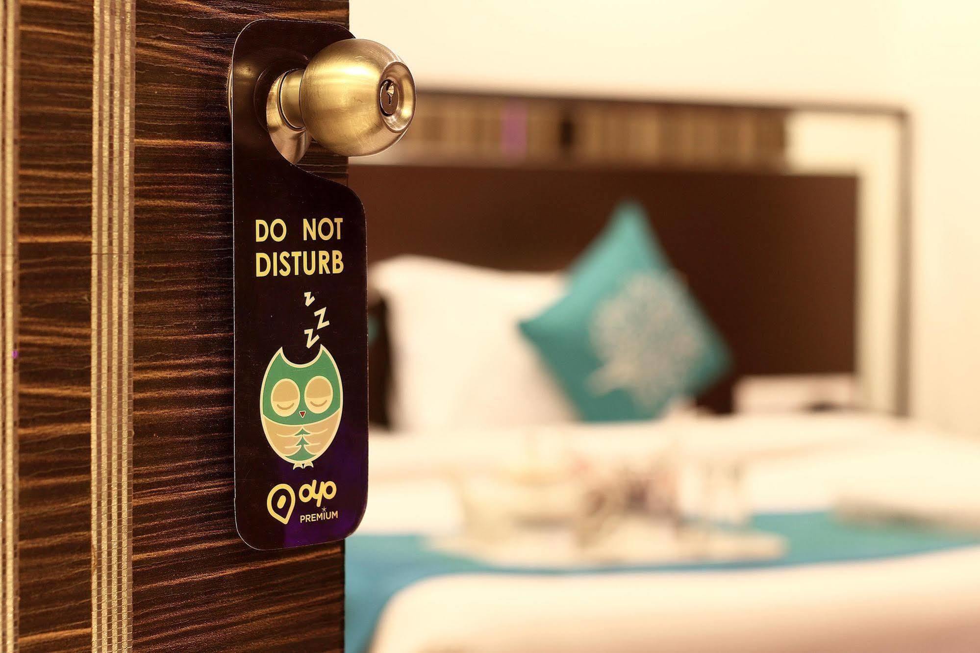 Hotel Aston International โกลกาตา ภายนอก รูปภาพ