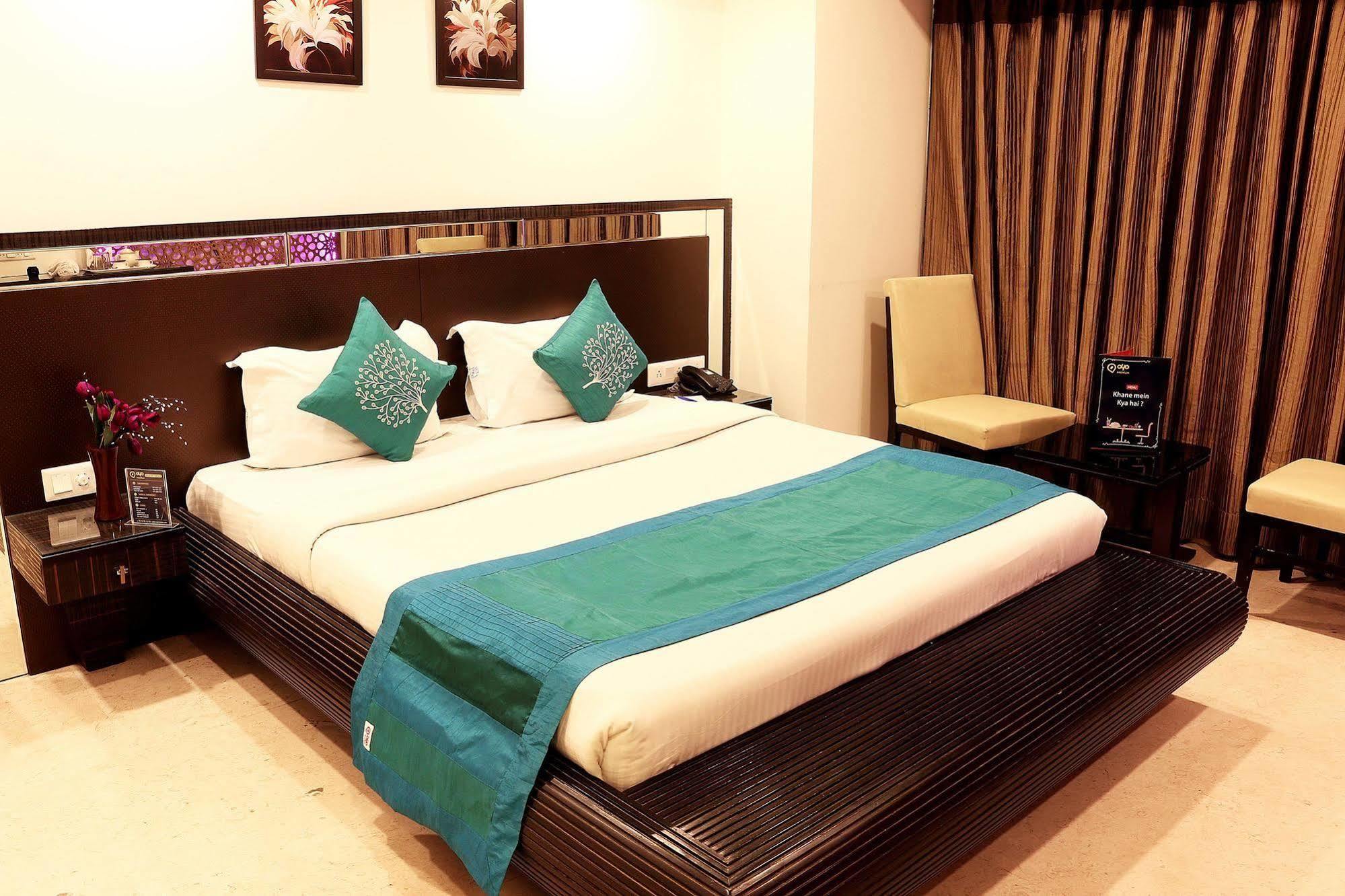 Hotel Aston International โกลกาตา ภายนอก รูปภาพ